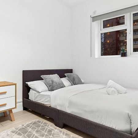 Holiday Home Near Kings Cross Sleep 12 Sp7 Londra Exterior foto