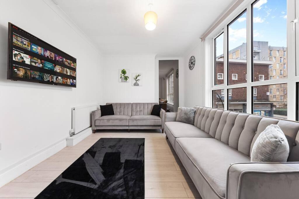 Holiday Home Near Kings Cross Sleep 12 Sp7 Londra Exterior foto